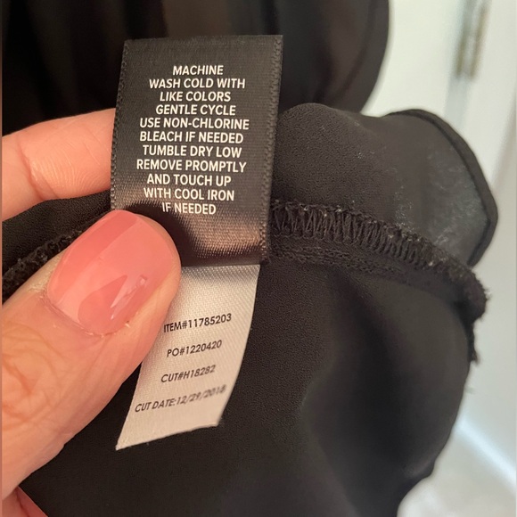 Torrid High/Low Keyhole Chiffon Top Size 1(14/16) - Picture 9 of 12